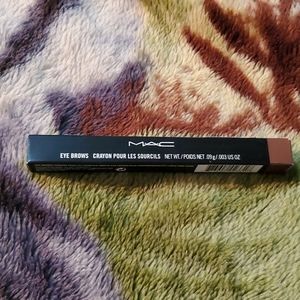 Eye brow crayon